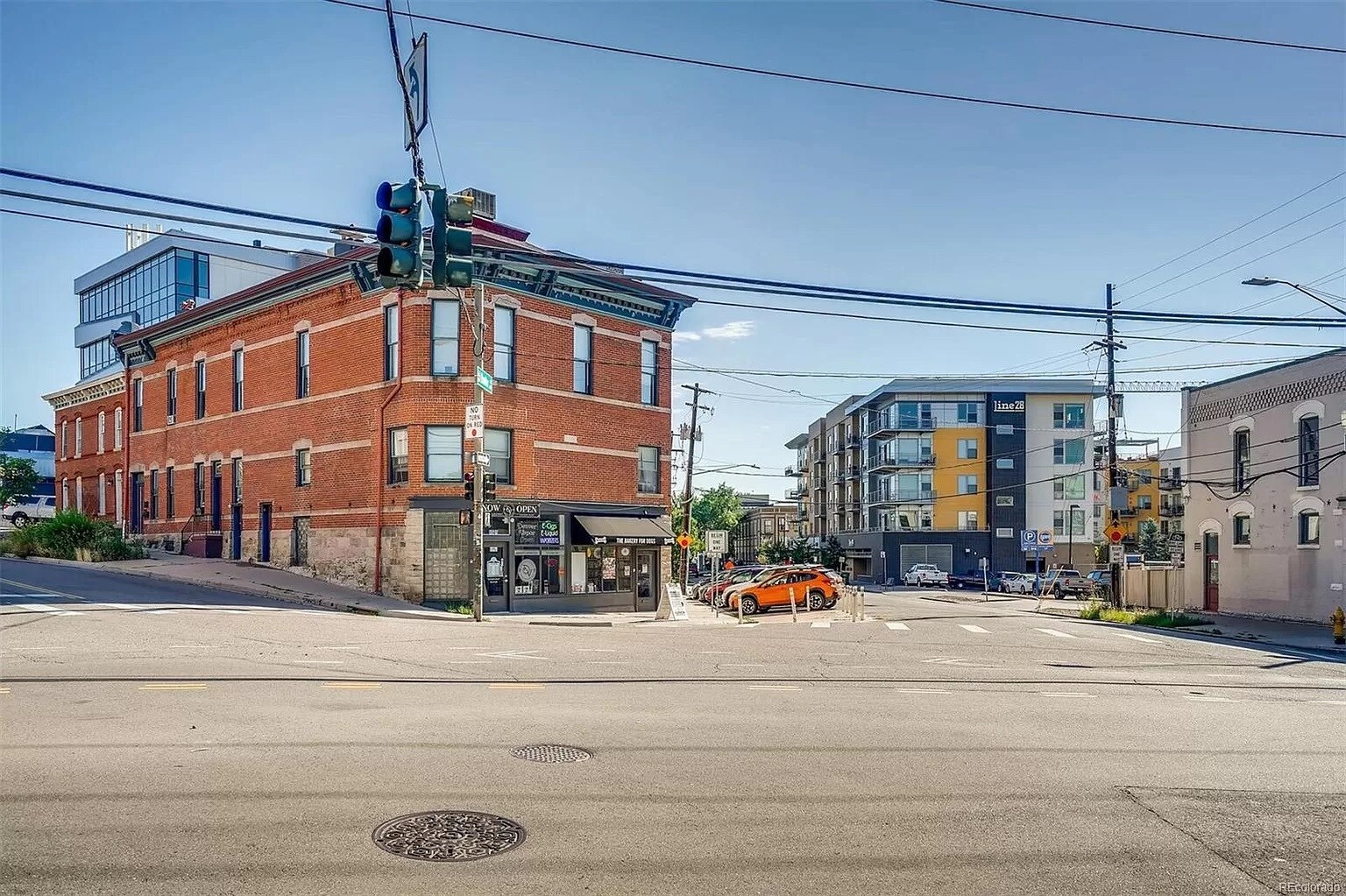 Building Photo - 2110 W 29th Ave