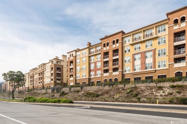 Building Photo - 2200 Gellert Blvd