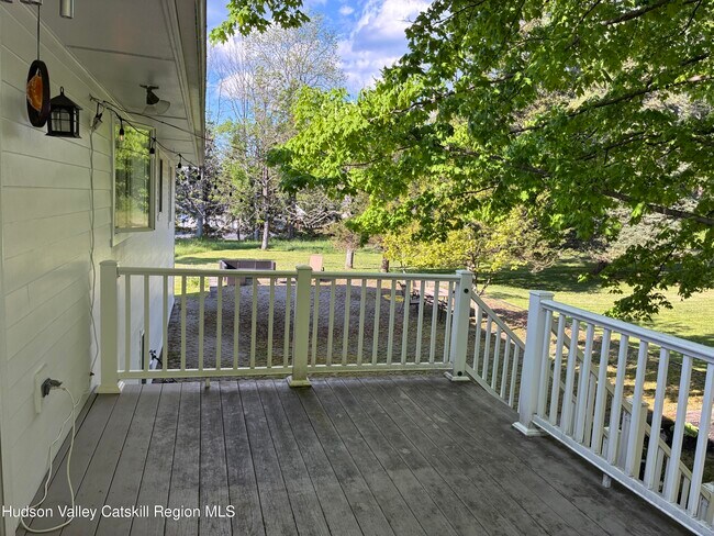 Building Photo - 50 Pleasant View Dr