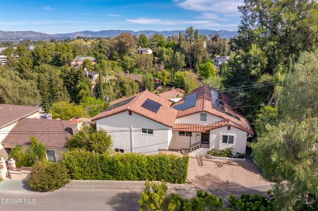 Building Photo - 5076 Escobedo Dr