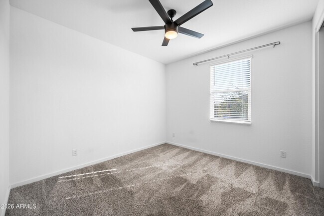 Building Photo - 16056 W El Cortez Pl