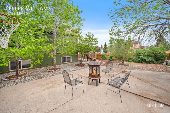 Building Photo - 8510-Rental Ilex Dr