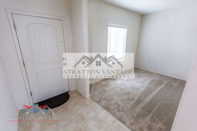 Building Photo - 43620 W Mescal Dr