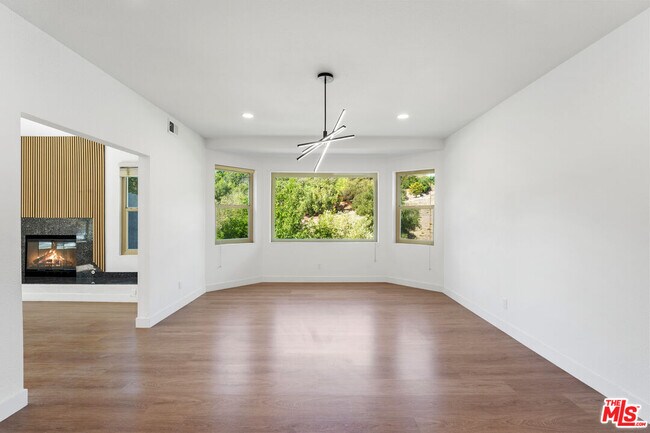 Building Photo - 24228 Dry Canyon Cold Creek Rd