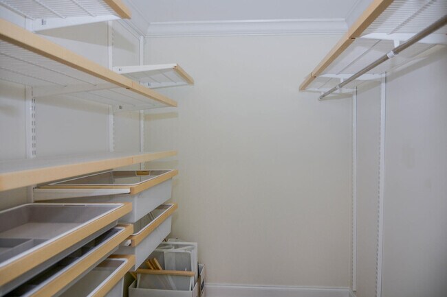 Building Photo - 3301 Embassy Dr