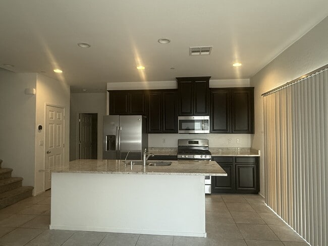 Building Photo - 4566 Mansart Ct