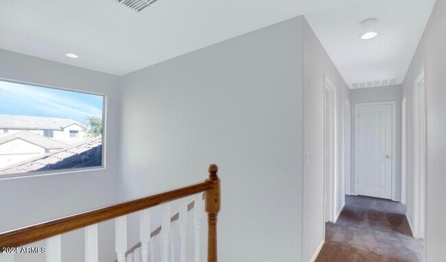 Building Photo - 12821 W Weldon Ave