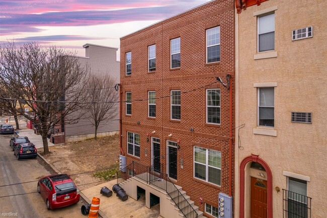 Building Photo - 3 br, 1 bath Triplex - 1923 N 7TH ST Unit 3