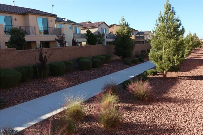 Building Photo - 12457 Loggeta Way