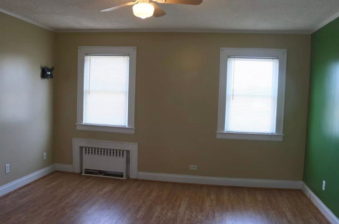 Building Photo - 454 N 7th St