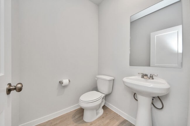 Building Photo - 5806 Quest Valley Dr