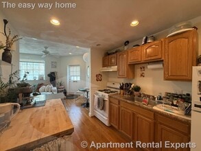 Building Photo - 300 Highland Ave