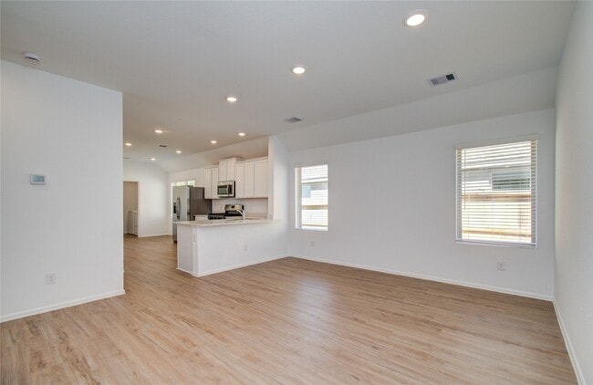 Building Photo - 24035 Priano Frst Dr