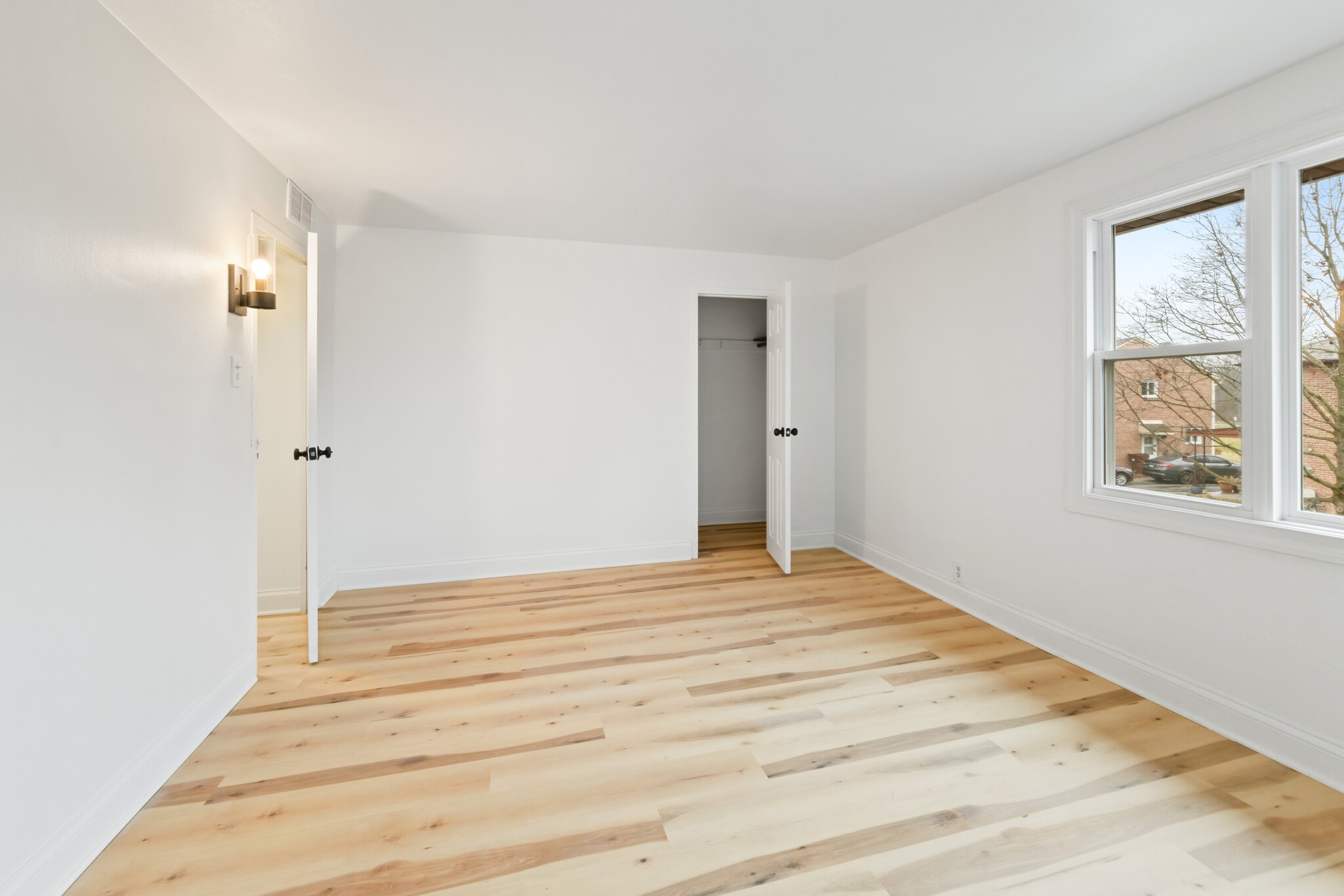 Building Photo - 28 Dunlap Rd