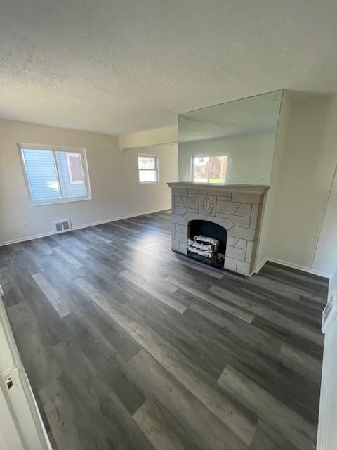Building Photo - Newly renovated 4 bedroom 1.5 bath  Home in Euclid!