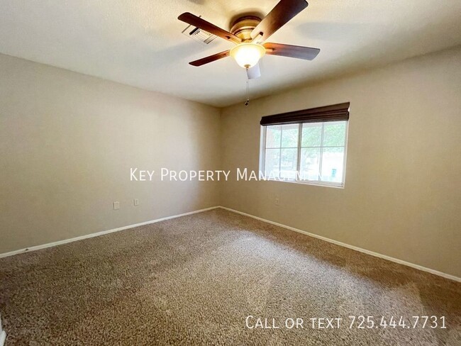 Building Photo - REMODELED 2 BEDROOM 2 BATH TOWNHOME ON THE...