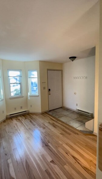 Building Photo - 1504 Pine St