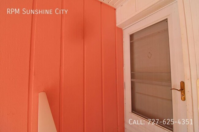 Building Photo - 3747 42nd Way S