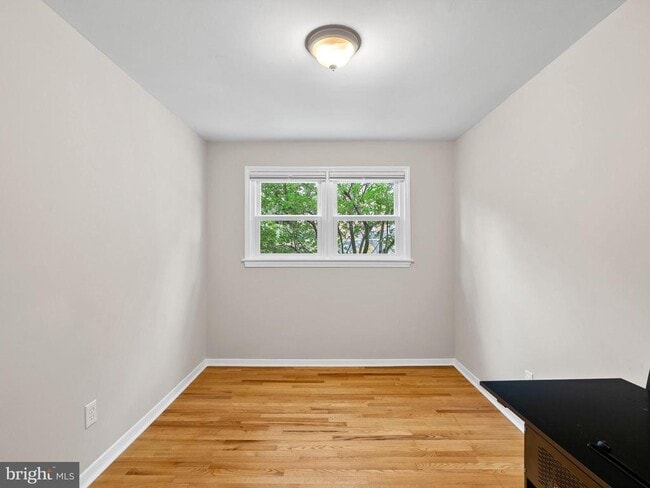 Building Photo - 6095 Wilson Blvd