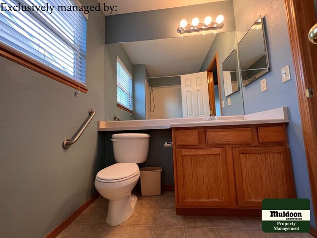 Building Photo - Beautiful home in Claremont Ranch