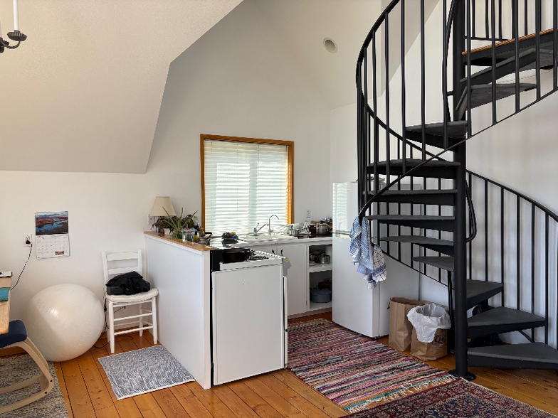 Building Photo - 1100 Madison St