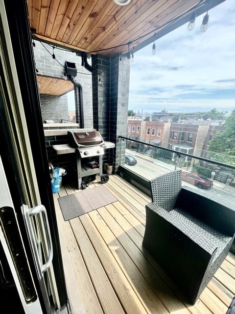 Building Photo - 2508 W Diversey Ave