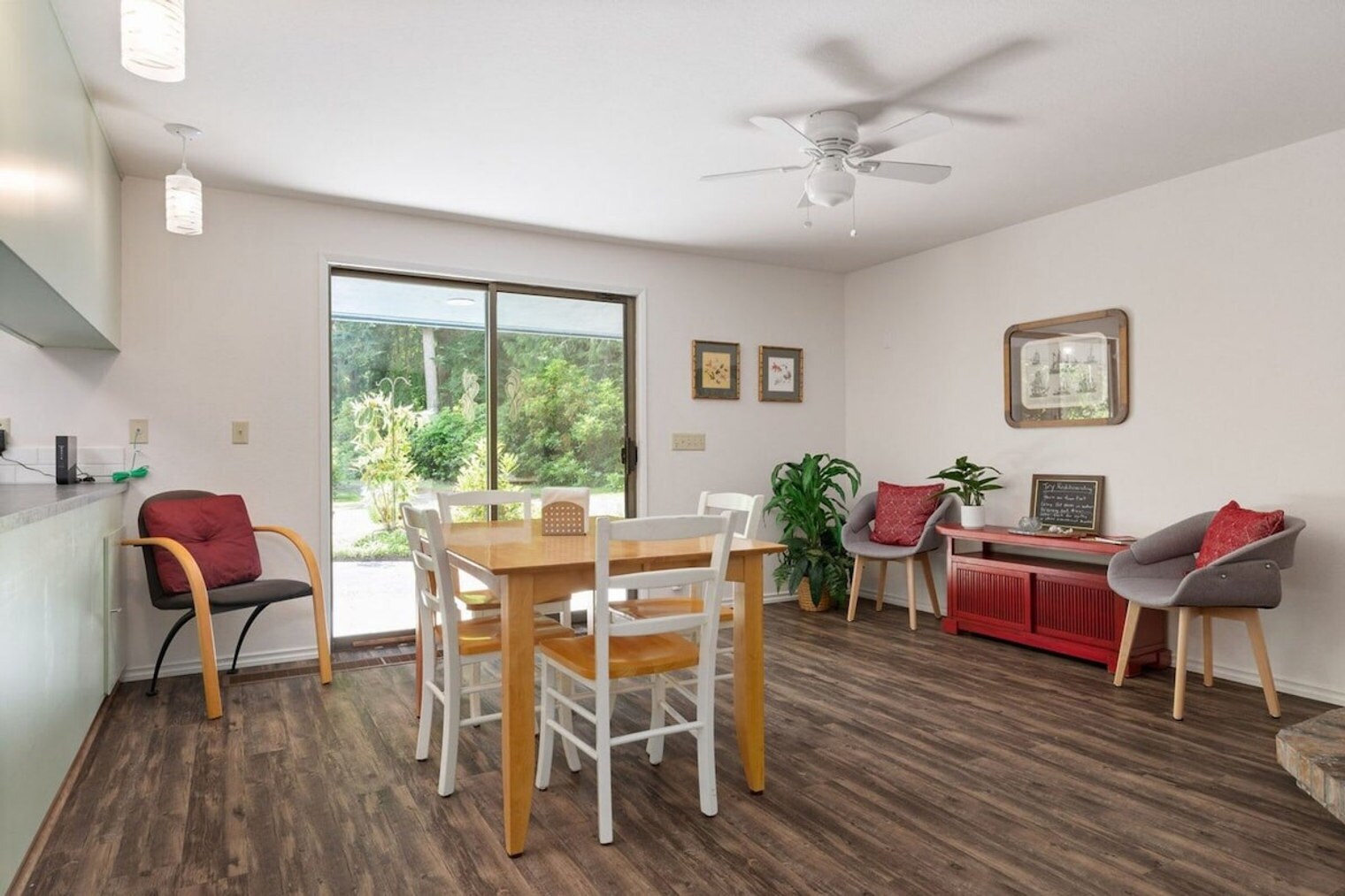 Building Photo - 804 N Main St