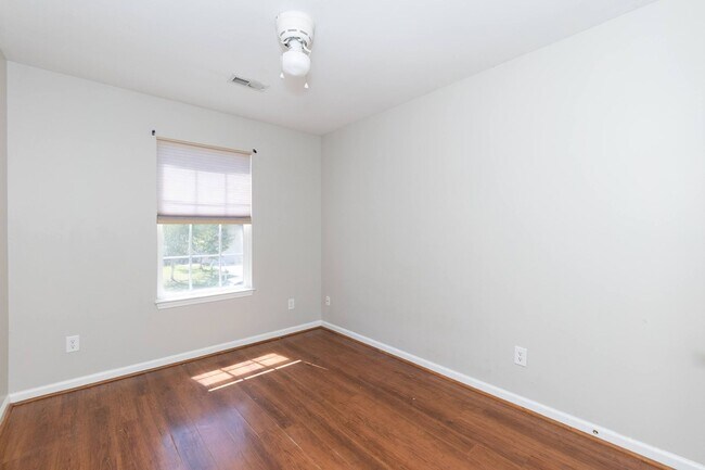 Building Photo - 304 Providence Hall Dr
