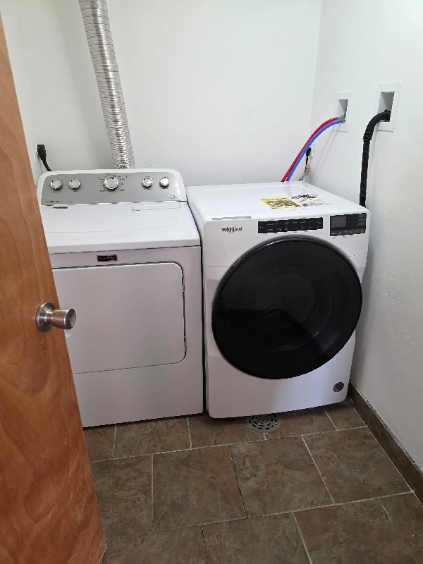 Building Photo - 124 Deer Trail Ave