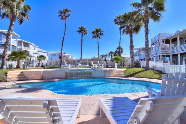 Building Photo - 140 Royal Sands Blvd