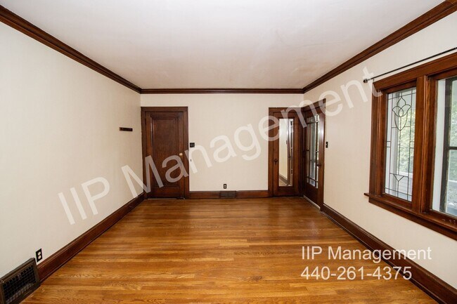 Building Photo - 2671 E 130th St
