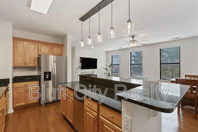 Building Photo - 730 Litty Ct