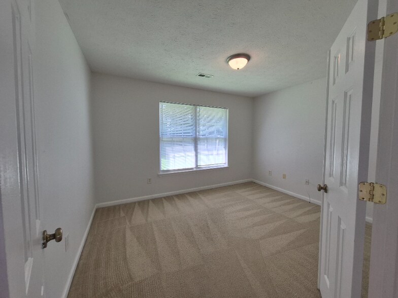 Building Photo - 3908 St Erics Turn