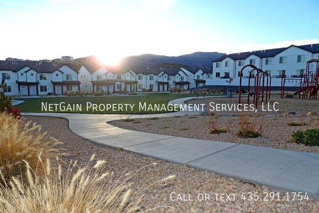 Building Photo - 512 May Dr