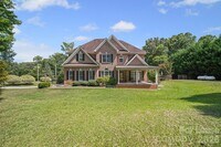 Building Photo - 7107 Nesbit Rd