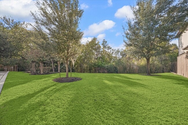 Building Photo - 618 Pink Azalea Trail