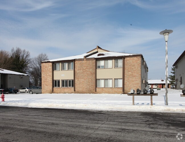 Building Photo - 2325 Ansley St