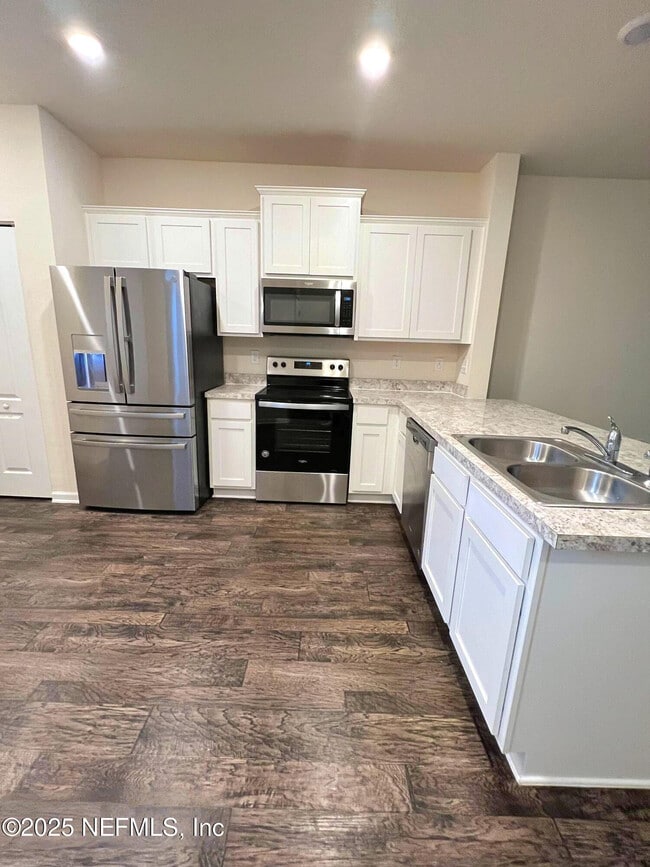 Building Photo - 7936 Echo Springs Rd