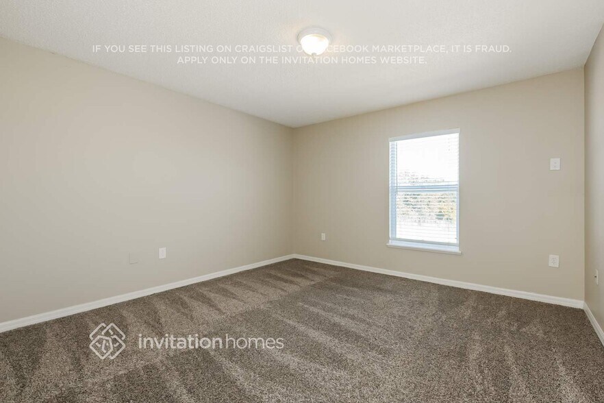 Building Photo - 10316 River Bream Dr