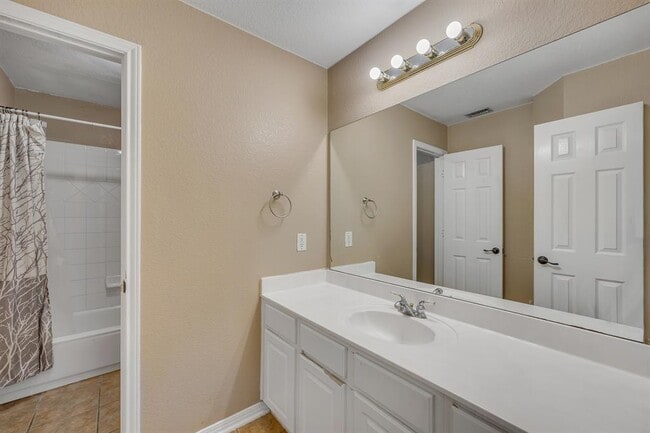 Building Photo - 2726 Grimes Ranch Rd