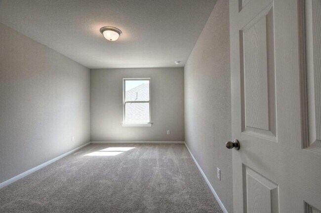 Building Photo - 2642 Blue Abbot Dr
