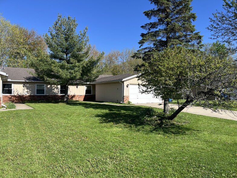 Building Photo - 5633 Opal St
