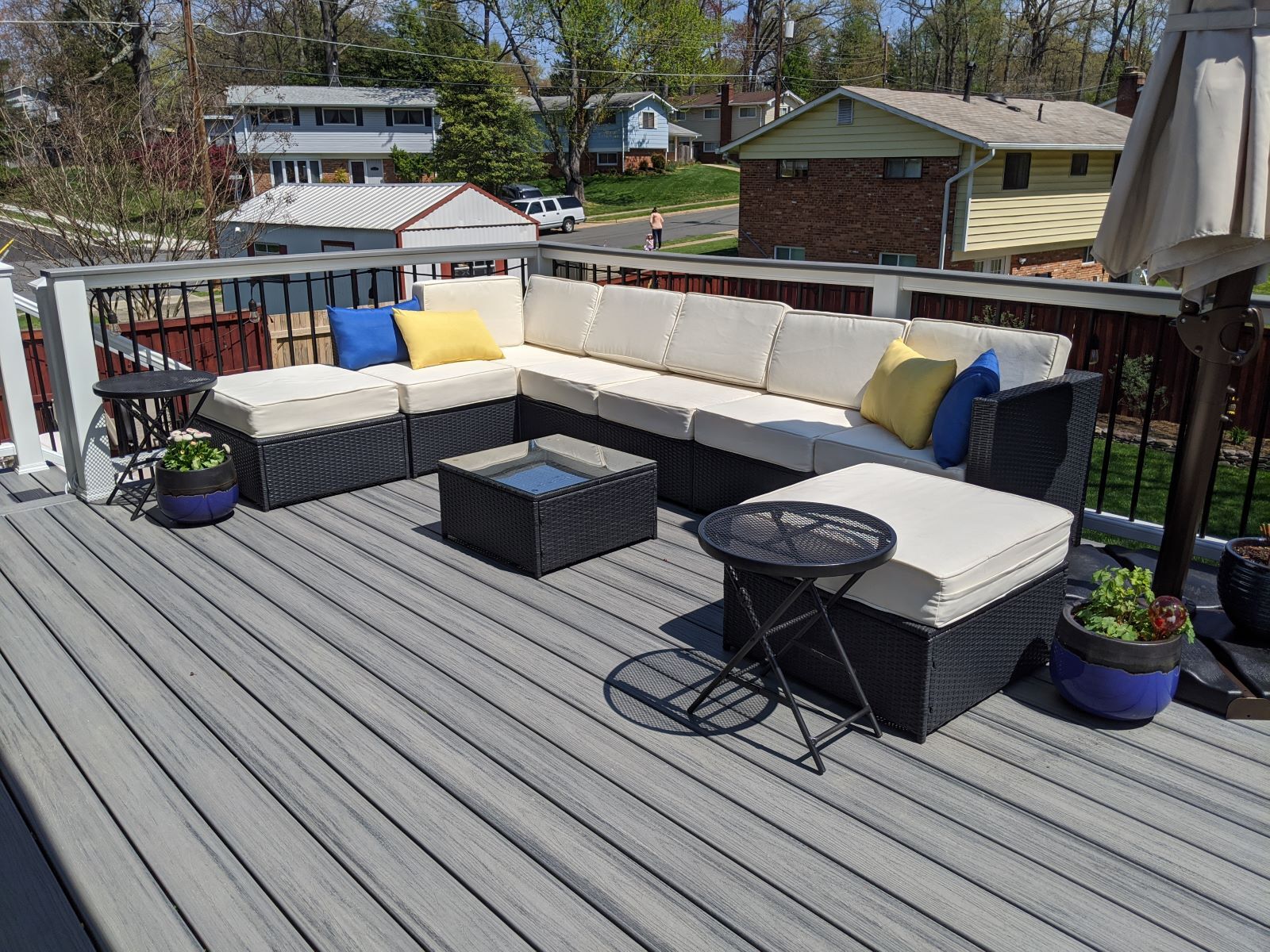 Large Trex Deck - 4201 Collier Rd
