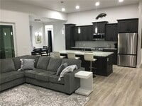 Building Photo - 428 NW 6th Terrace