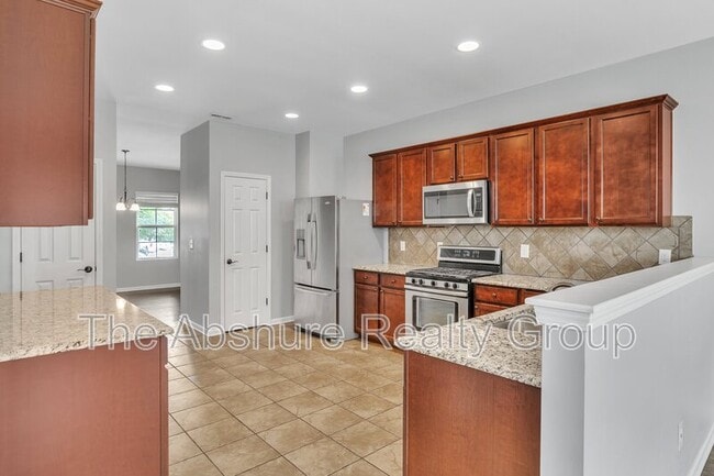 Building Photo - 3817 Althorp Drive