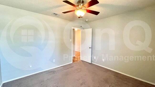 Building Photo - 9952 George Washington Dr