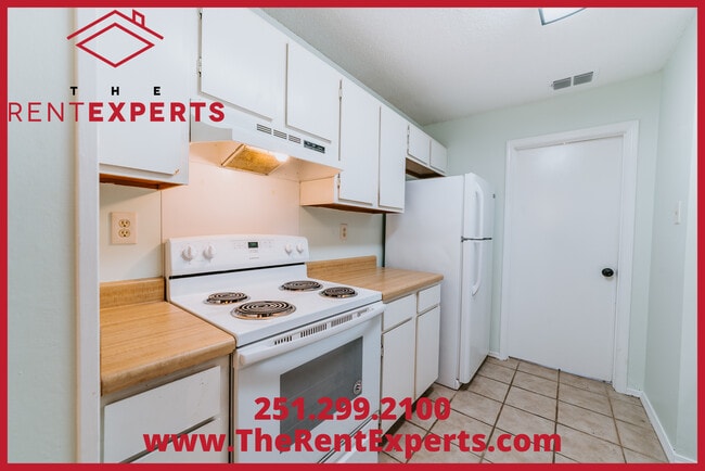 Building Photo - 6733 Timbers Dr W