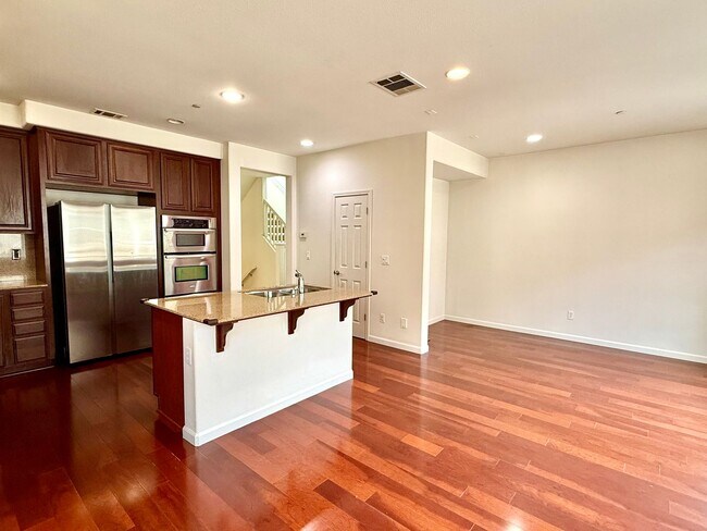 Building Photo - $4,400 / Beautiful 3BR + Bonus Room / 2.5BA Single-Family Home in Warm Springs, Fremont
