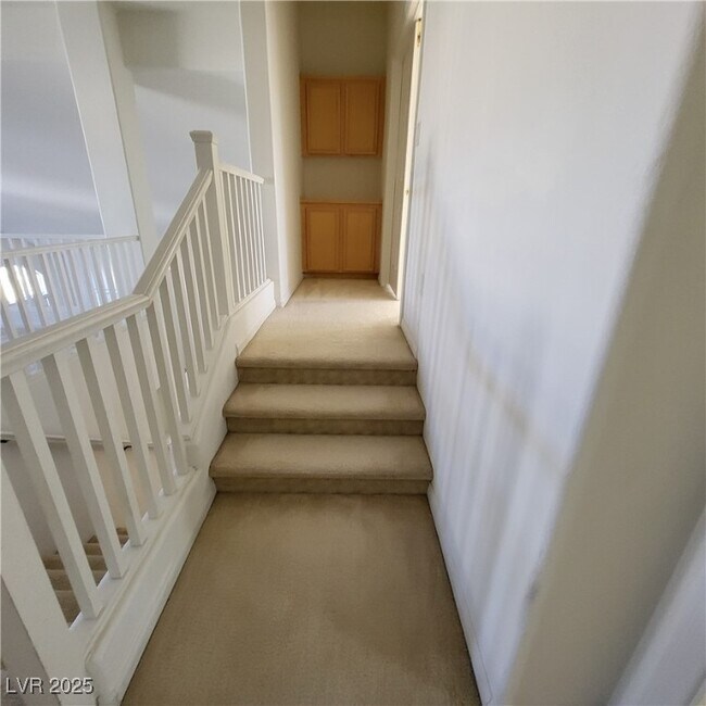 Building Photo - 211 Tayman Park Ave