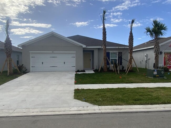 Primary Photo - 461 Cherimoya St